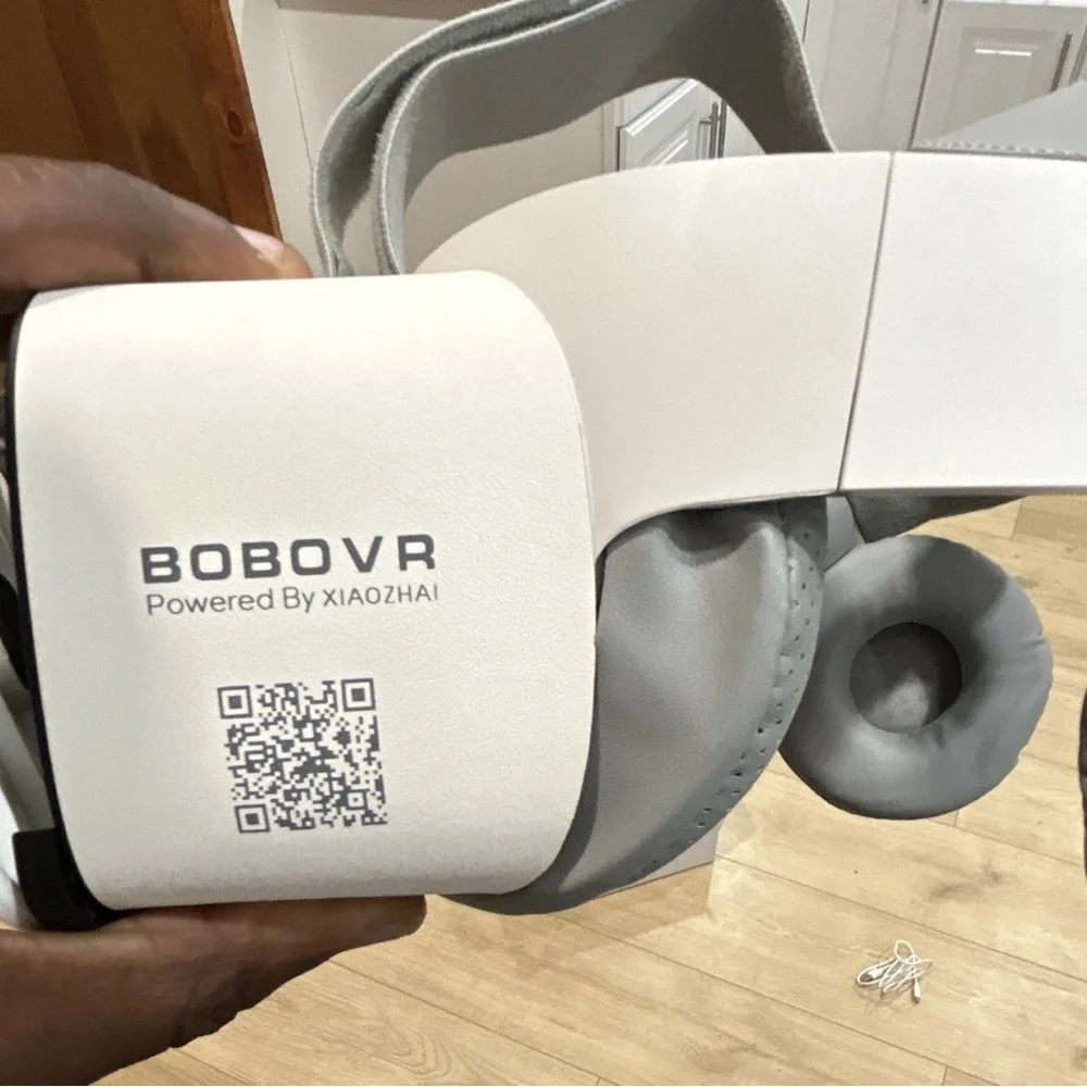 Z6 White Foldable Wireless VR Headset